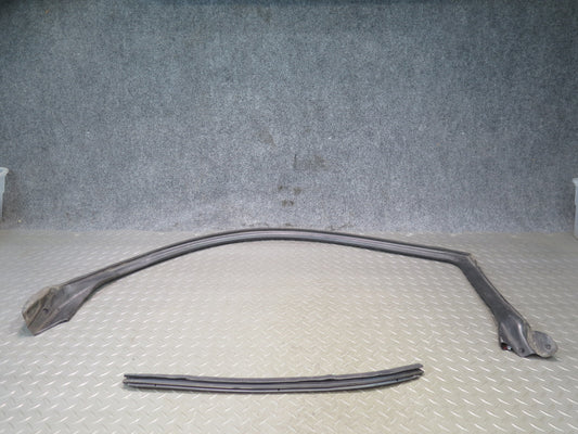 91-95 Toyota SW21L MR2 Set of 2 Left Door Weatherstrip Rubber Seal OEM
