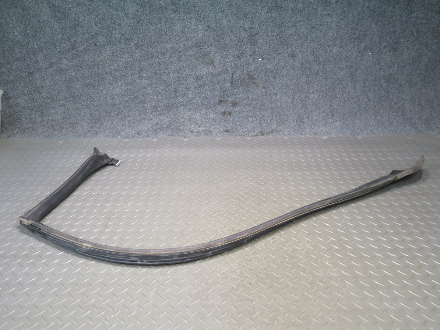 91-95 Toyota SW21L MR2 Set of 2 Left Door Weatherstrip Rubber Seal OEM