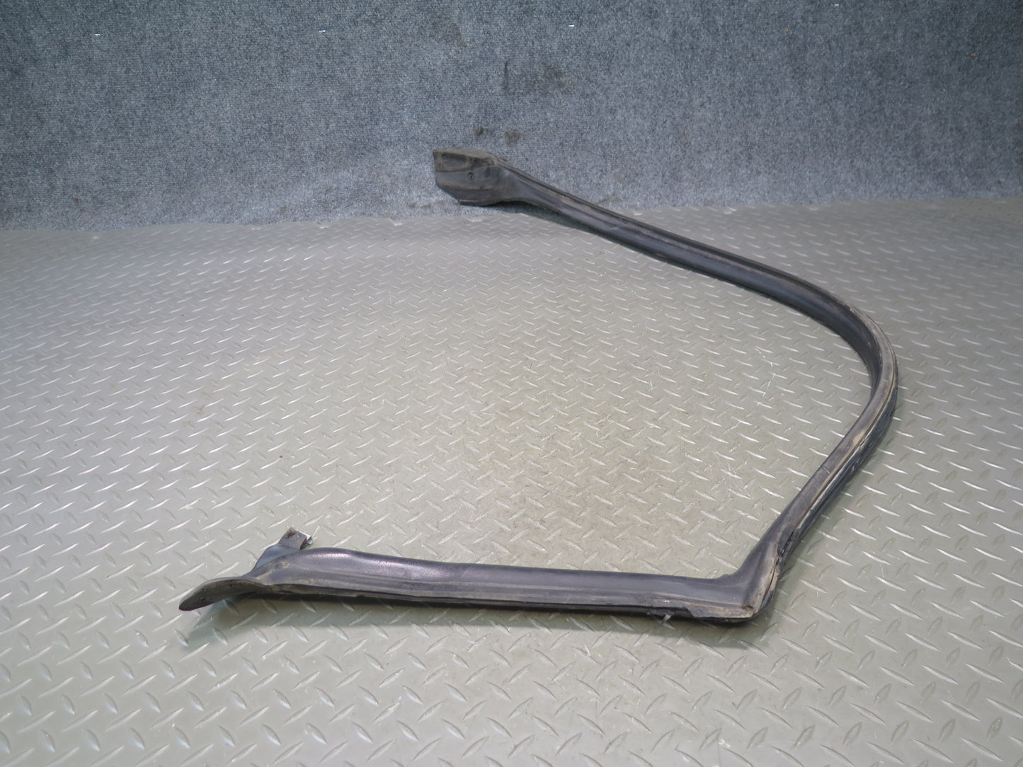 91-95 Toyota SW21L MR2 Set of 2 Left Door Weatherstrip Rubber Seal OEM