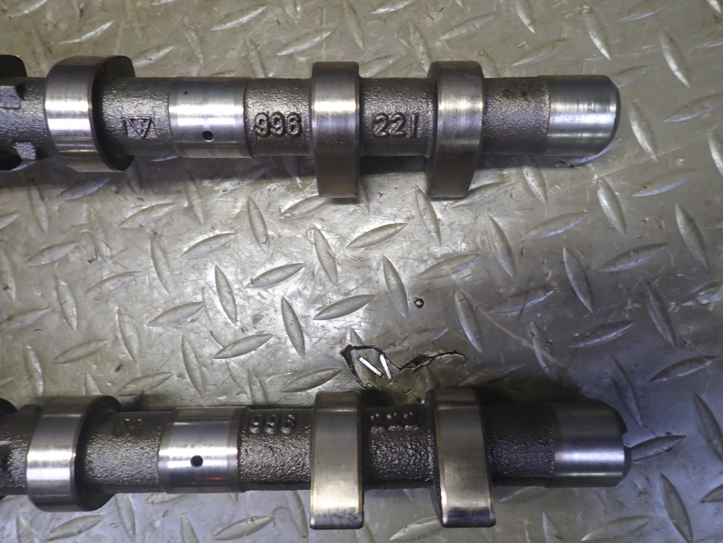 2002 Porsche Boxster S 986 3.2L M96.21 Engine Right Camshaft Gear Housing Set