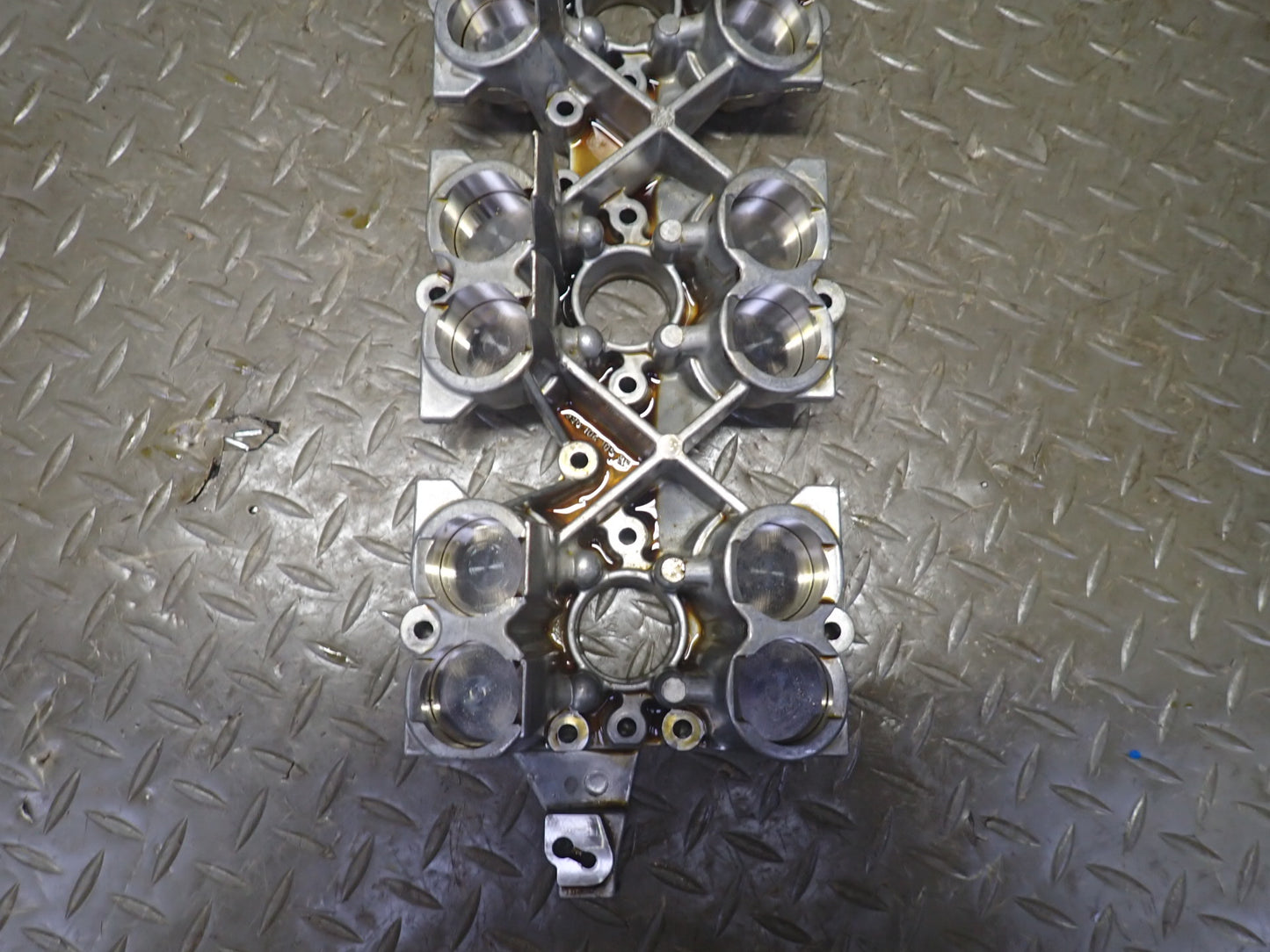 2002 Porsche Boxster S 986 3.2L M96.21 Engine Right Camshaft Gear Housing Set