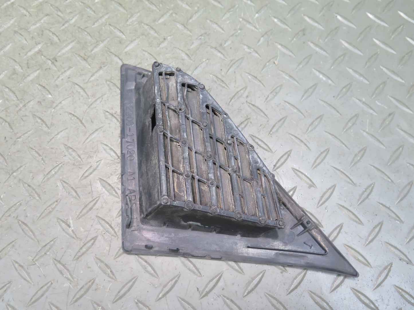 91-95 Toyota SW21L MR2 Set of 2 Rear Quarter Window Air Vent Grille OEM