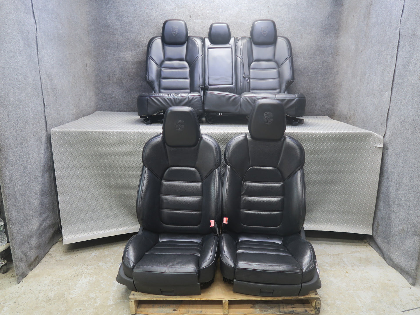 2015-2018 Porsche Cayenne 958.2 Front & Rear Leather Perforated Seat Black Set