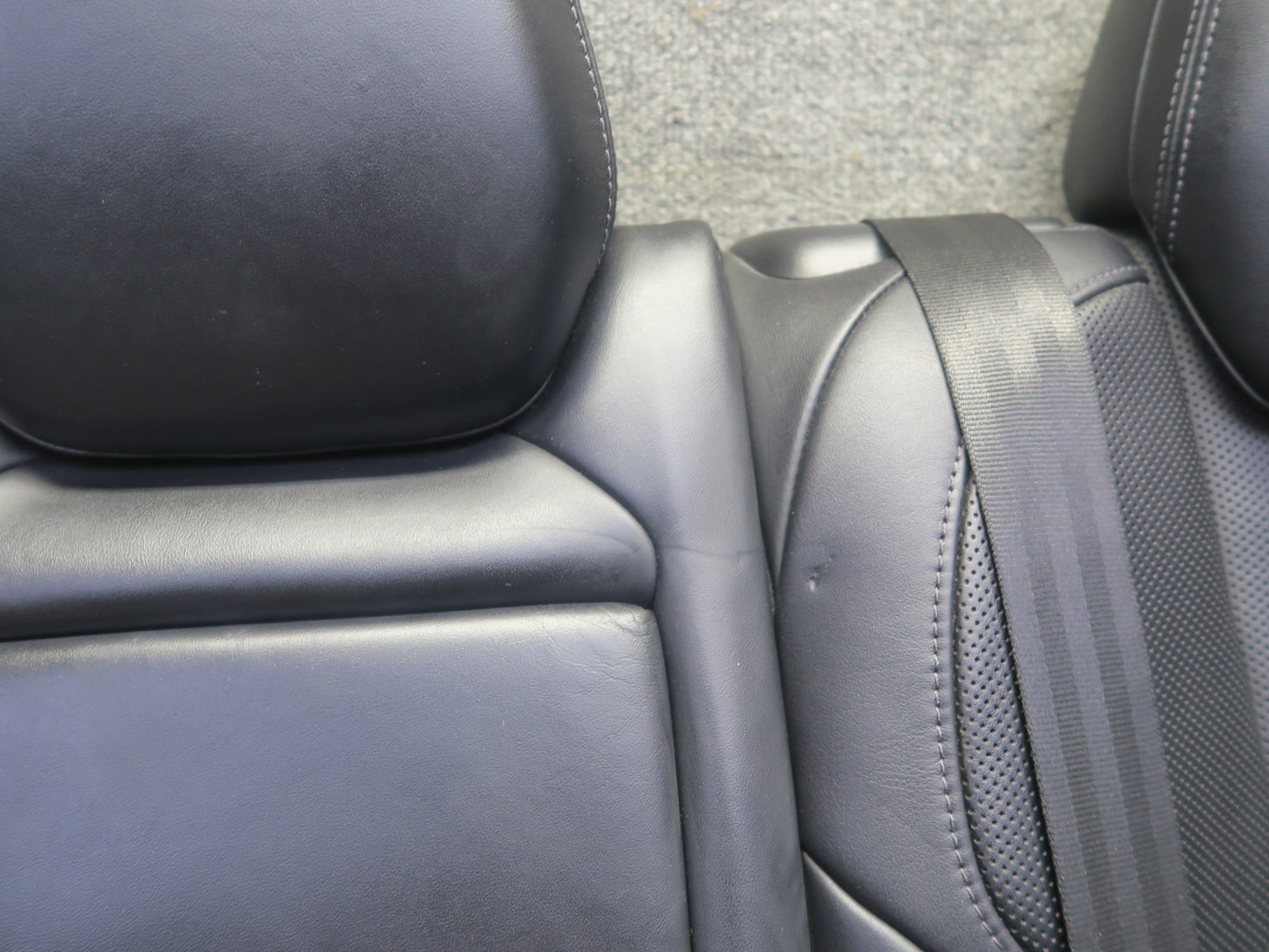 2015-2018 Porsche Cayenne 958.2 Front & Rear Leather Perforated Seat Black Set