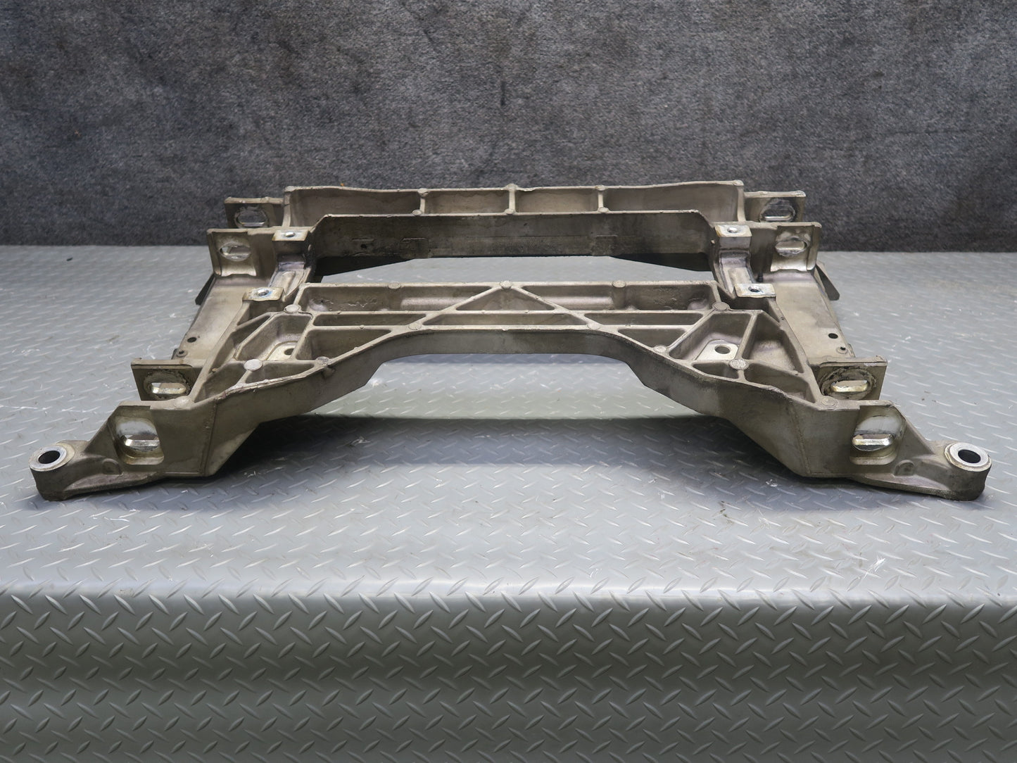 2004-2009 Cadillac XLR Front Engine Sub Frame Subframe Crossmember Cradle