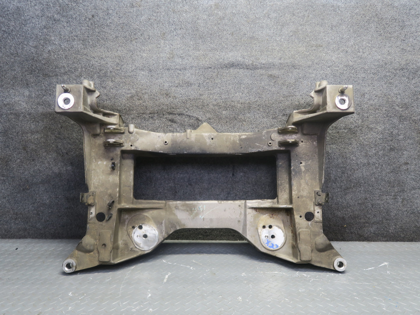 2004-2009 Cadillac XLR Front Engine Sub Frame Subframe Crossmember Cradle