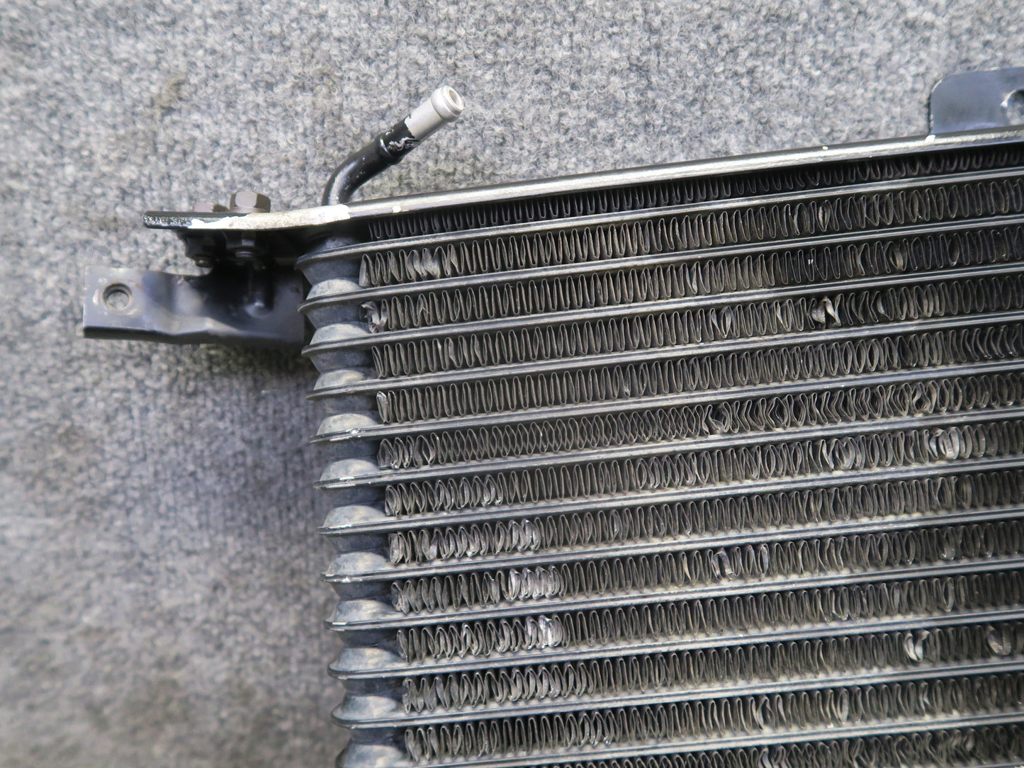 1991-1992 Toyota Land Cruiser FJ80 Transmission Oil Cooler