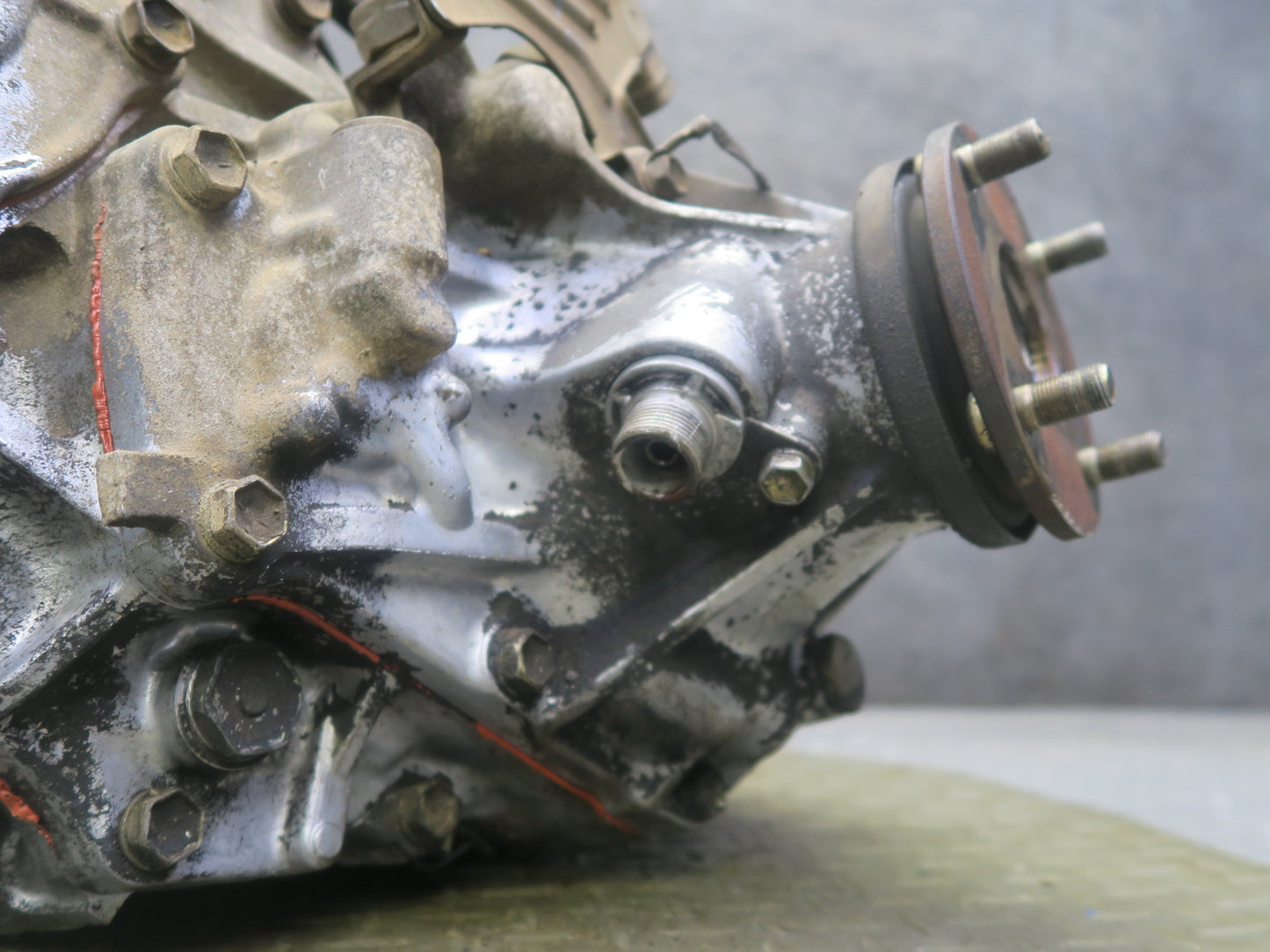 1991-1992 Toyota Land Cruiser FJ80 A/T 4.0L Transfer Case Assembly