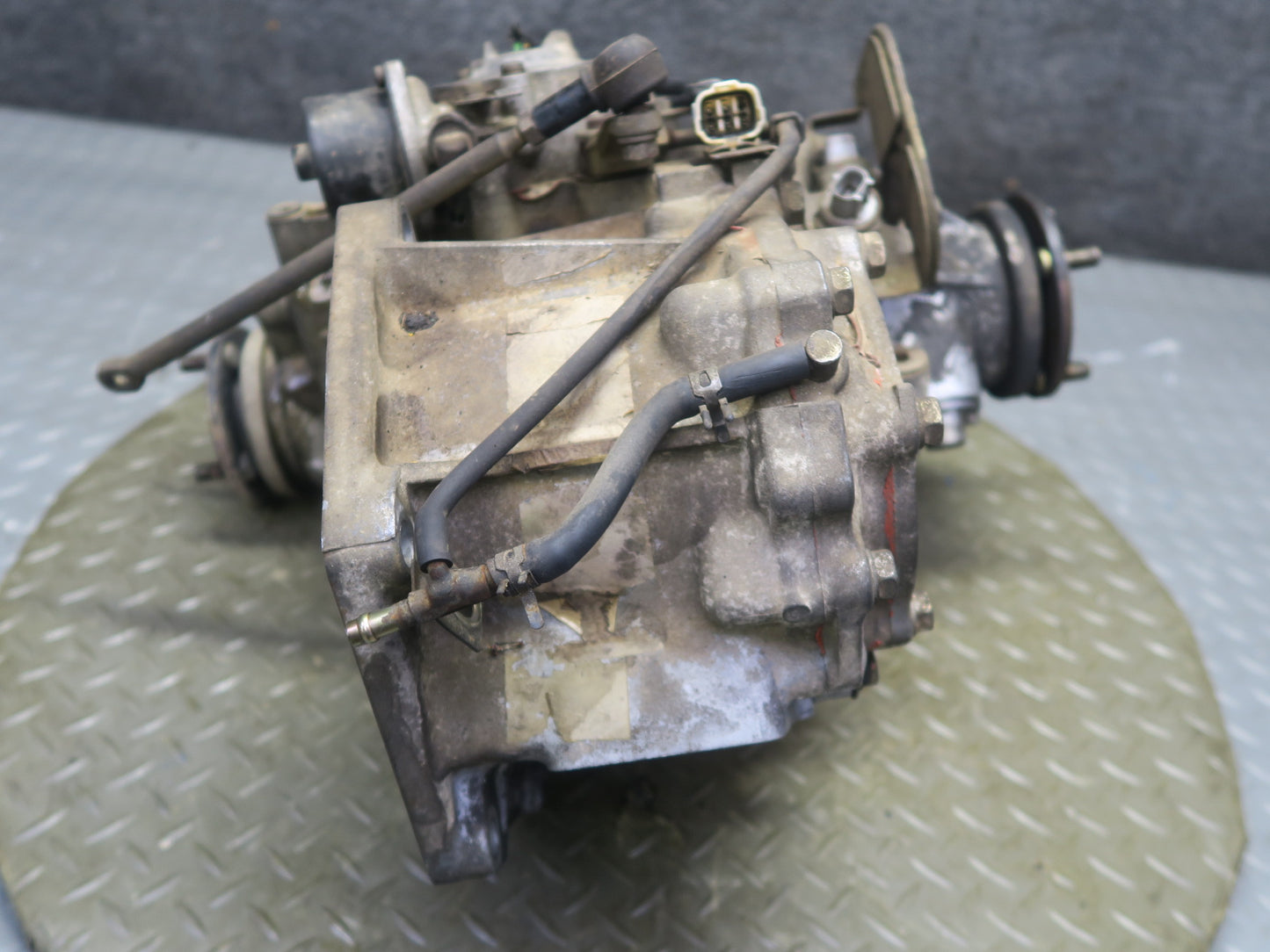 1991-1992 Toyota Land Cruiser FJ80 A/T 4.0L Transfer Case Assembly