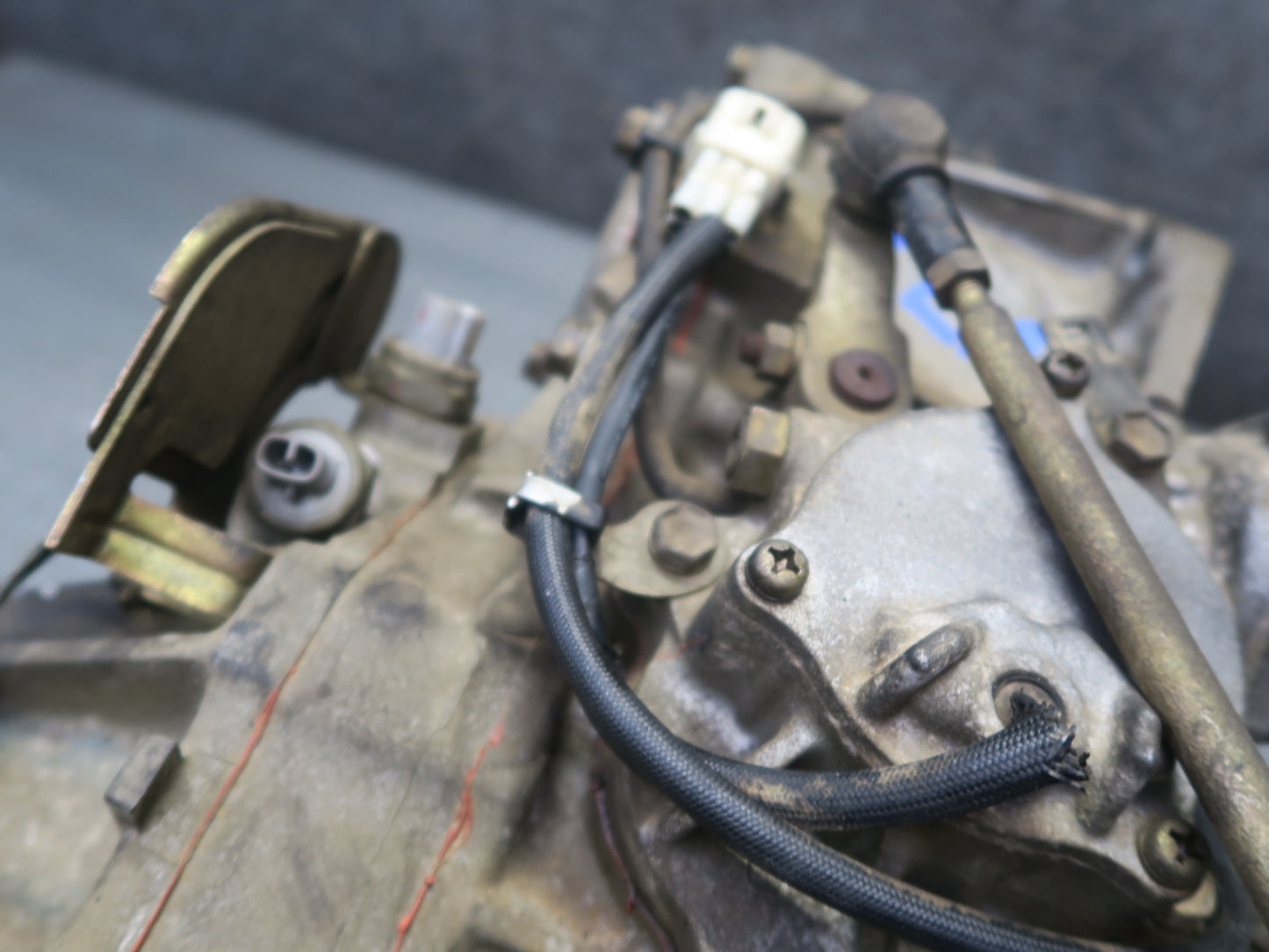 1991-1992 Toyota Land Cruiser FJ80 A/T 4.0L Transfer Case Assembly