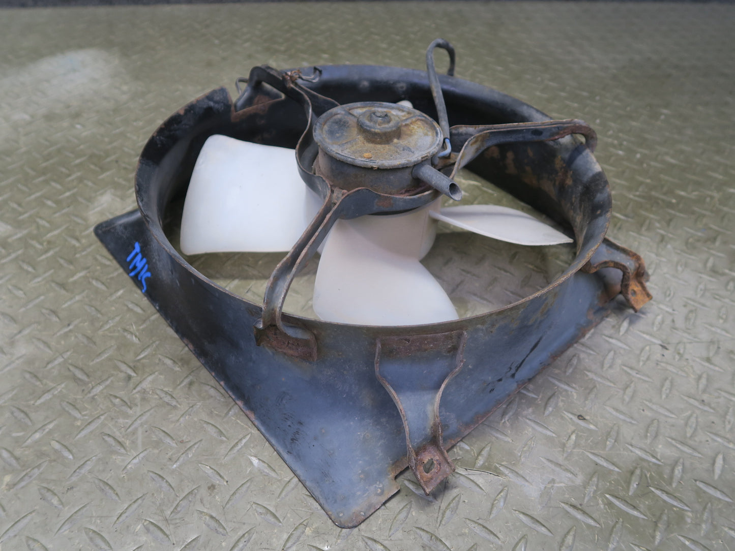 91-95 Toyota SW21L MR2 NA A/T 5SFE Engine Radiator Cooling Fan & Shroud 57K OEM