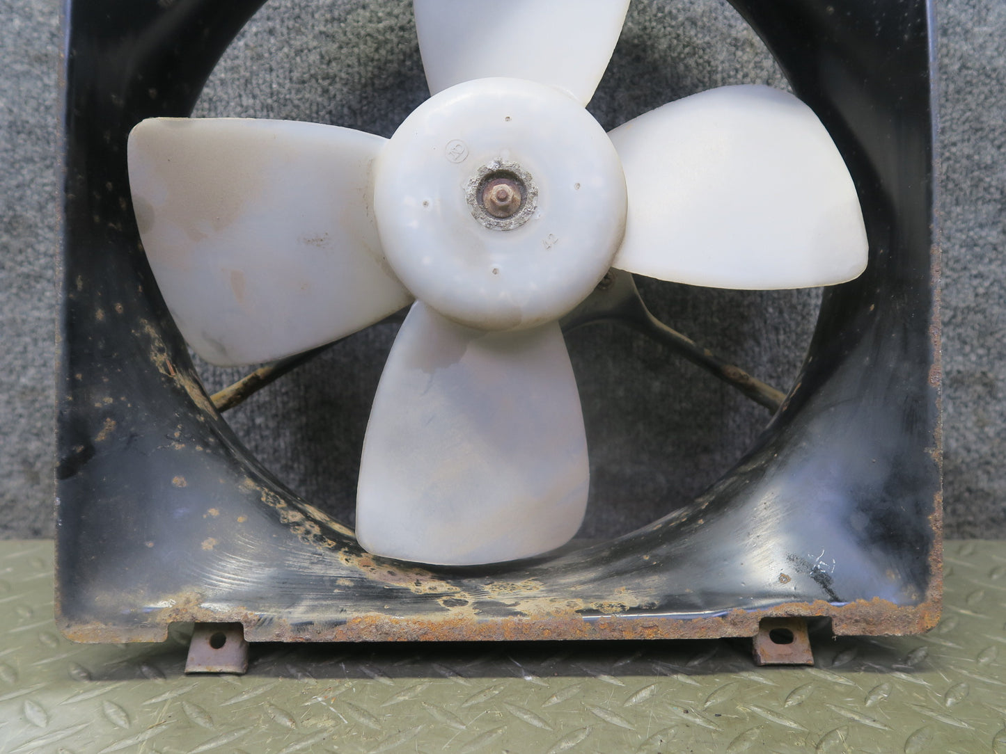 91-95 Toyota SW21L MR2 NA A/T 5SFE Engine Radiator Cooling Fan & Shroud 57K OEM