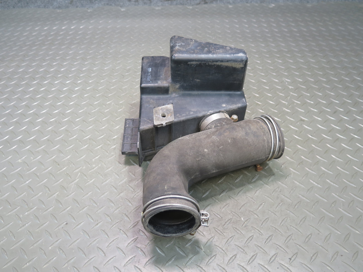 91-92 Toyota MR2 SW21L NON Turbo Air Intake Resonator 17893-74110 OEM