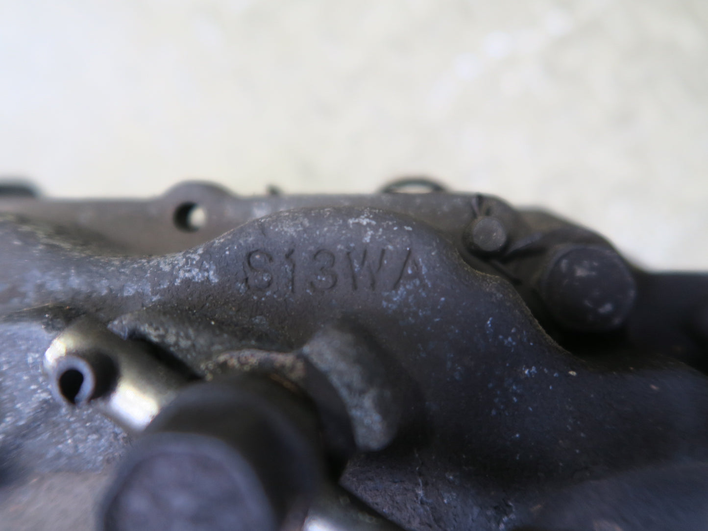 1991-1992 Toyota Land Cruiser FJ80 Front Left & Right Brake Caliper Set of 2