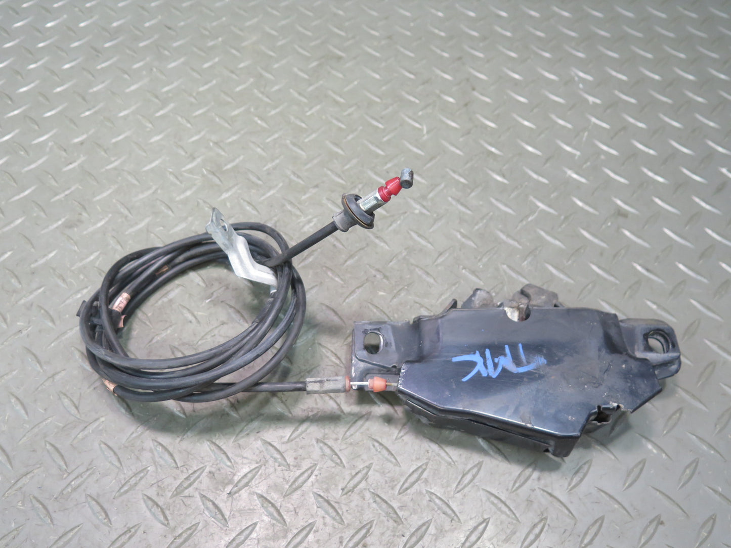 91-95 Toyota MR2 SW21L Rear Engine Hood Cable & Lock Latch w Trunk Release OEM