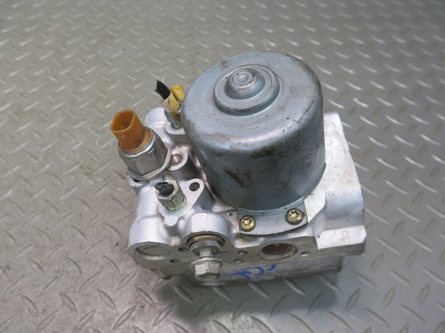 2004-2009 Cadillac XLR Anti Lock Brake ABS Pump Module 18045489