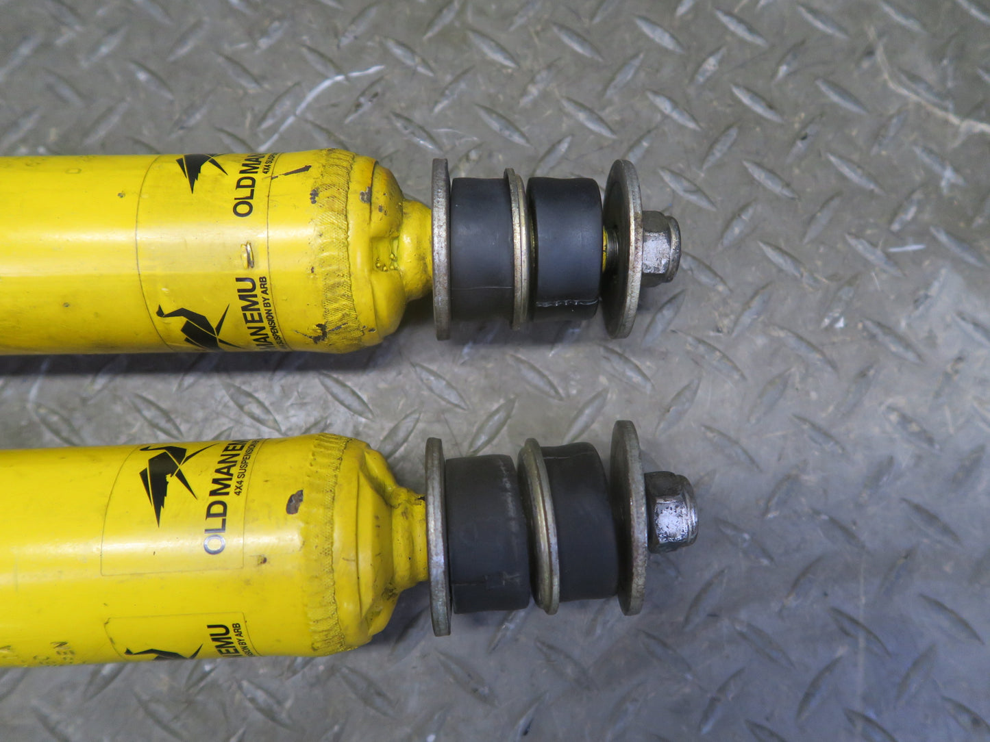 1991-1992 Toyota Land Cruiser FJ80 Front & Rear Strut Shock w Coil Spring Set