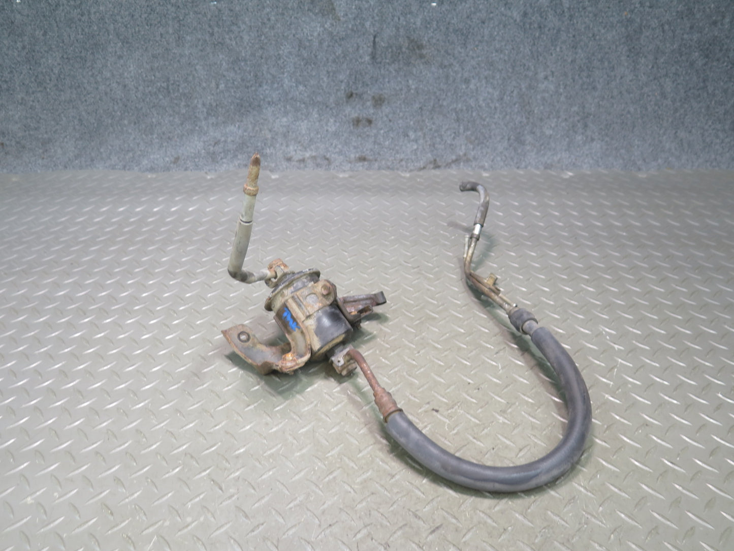 91-95 Toyota MR2 SW21L Fuel Filter w Hoses Assembly OEM