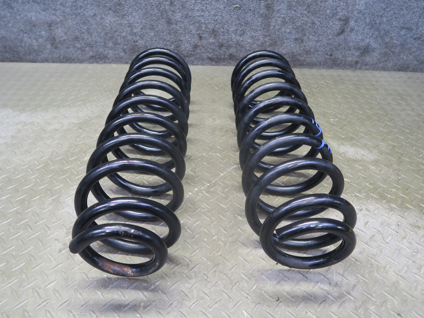 1991-1992 Toyota Land Cruiser FJ80 Front & Rear Strut Shock w Coil Spring Set