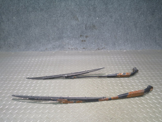 91-92 Toyota MR2 SW21L Set of 2 Left & Right Front Windshield Wiper Arm OEM