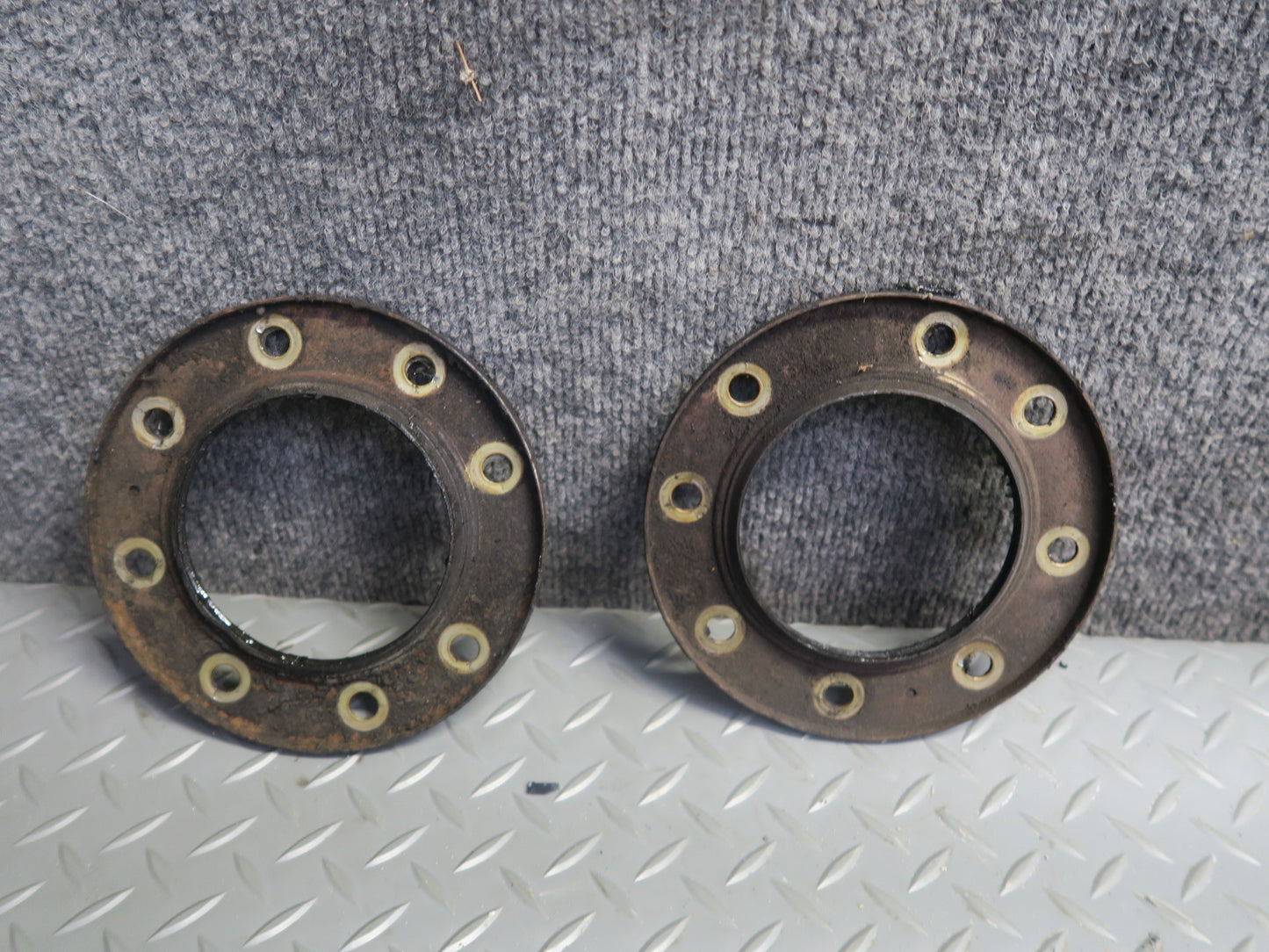 1992 Toyota Land Cruiser FJ80 Front Suspension Axle Shaft w Spindle Knuckle Set