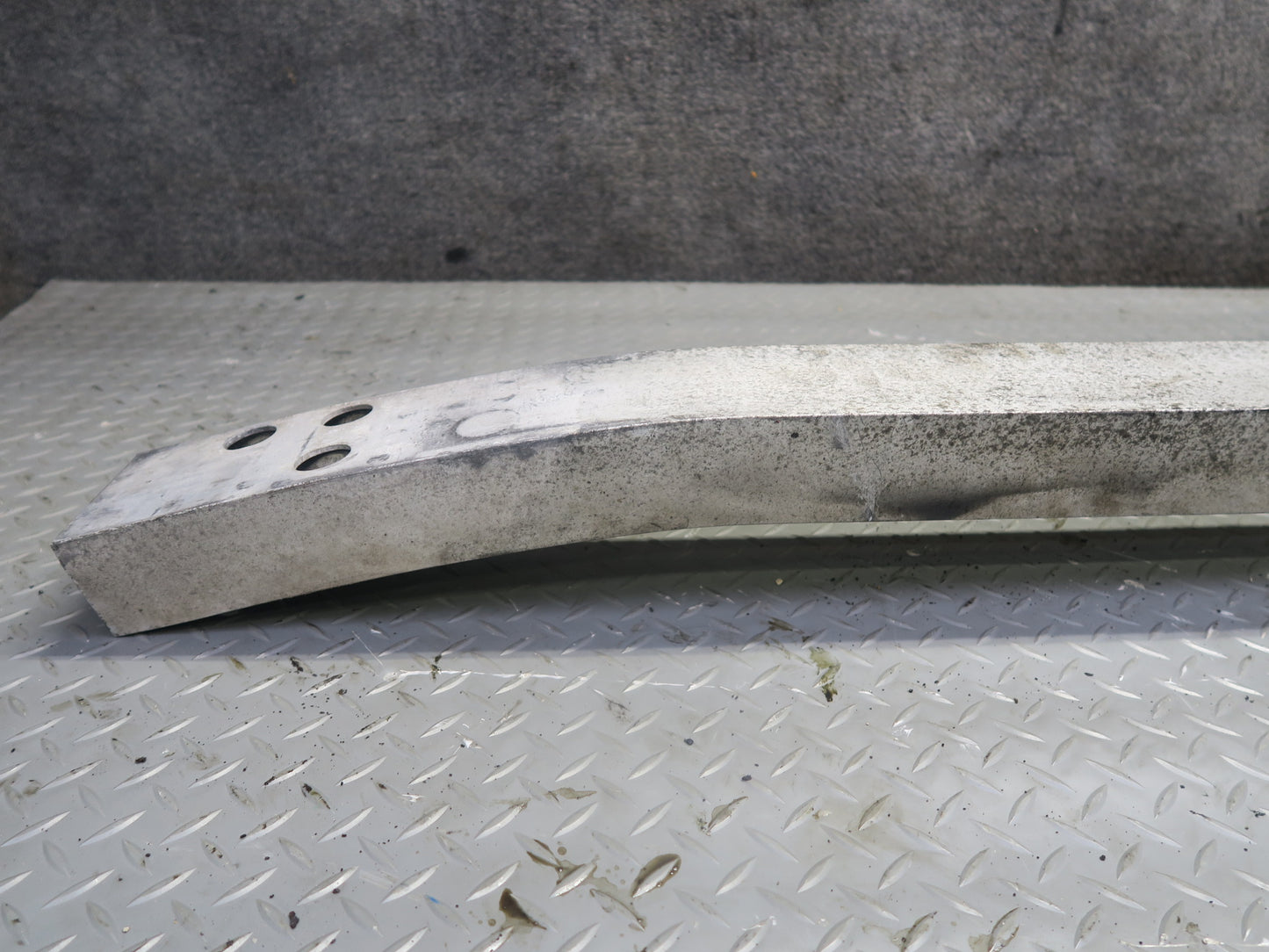 01-05 Lexus JCE10L IS300 Front Bumper Impact Reinforcement Bar 79K Miles OEM