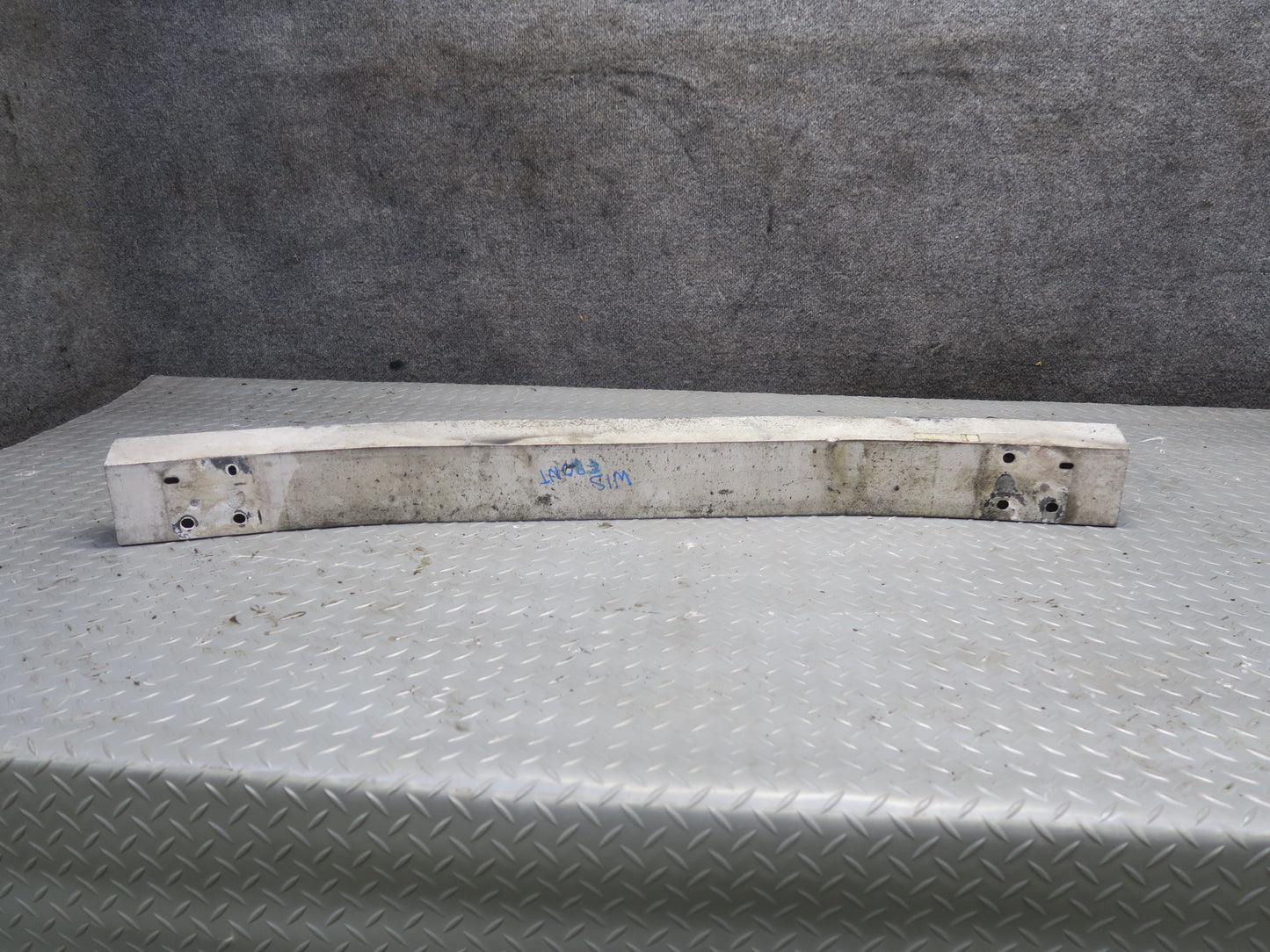 01-05 Lexus JCE10L IS300 Front Bumper Impact Reinforcement Bar 79K Miles OEM