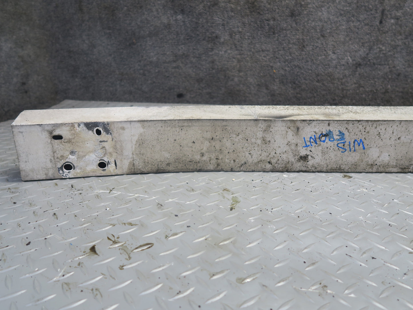 01-05 Lexus JCE10L IS300 Front Bumper Impact Reinforcement Bar 79K Miles OEM