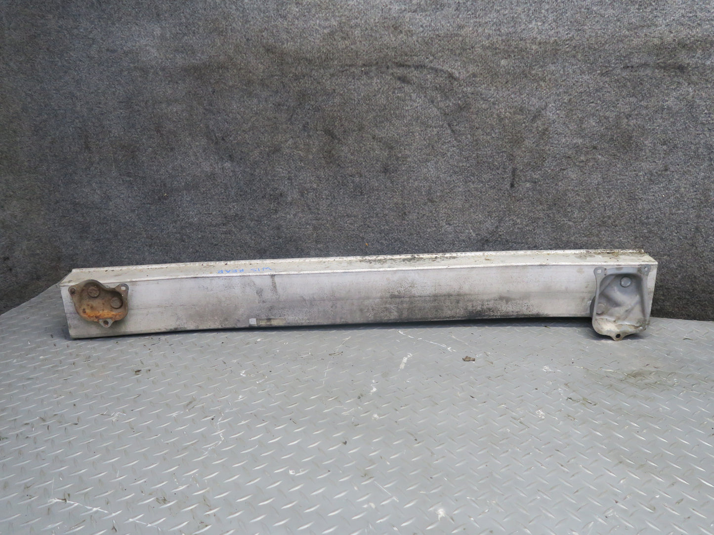 01-05 Lexus JCE10L IS300 Sedan Rear Bumper Impact Reinforcement Bar OEM