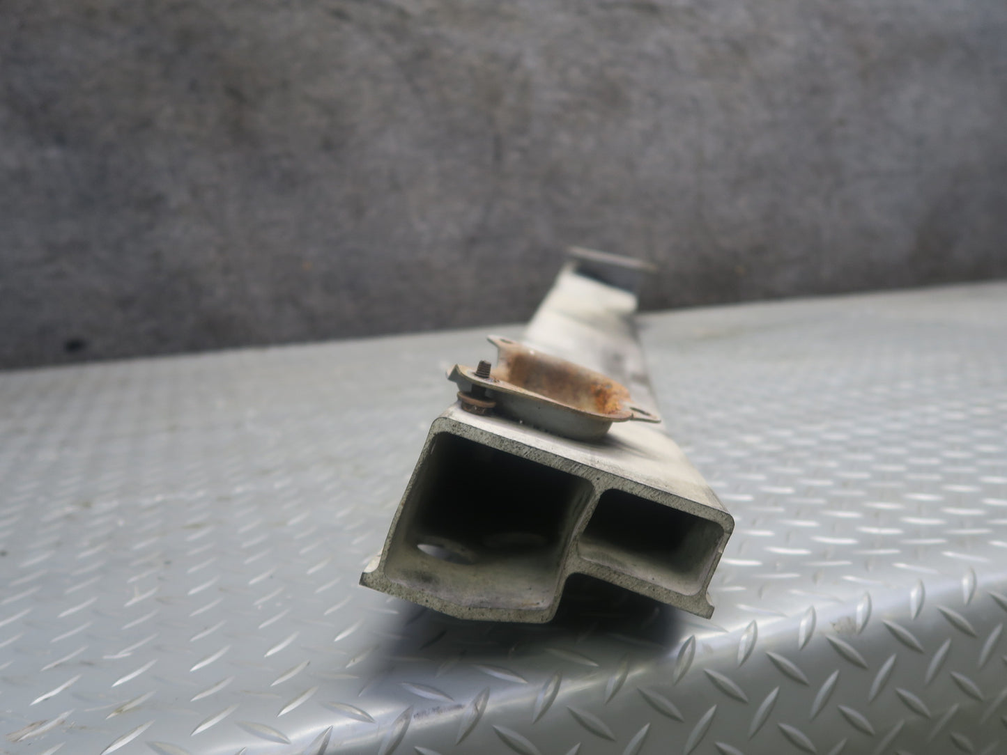 01-05 Lexus JCE10L IS300 Sedan Rear Bumper Impact Reinforcement Bar OEM