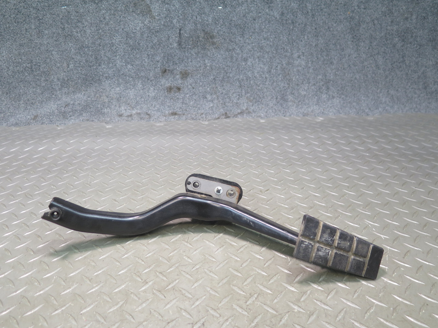 92-96 Chevrolet Corvette C4 Gas Acceleration Pedal OEM