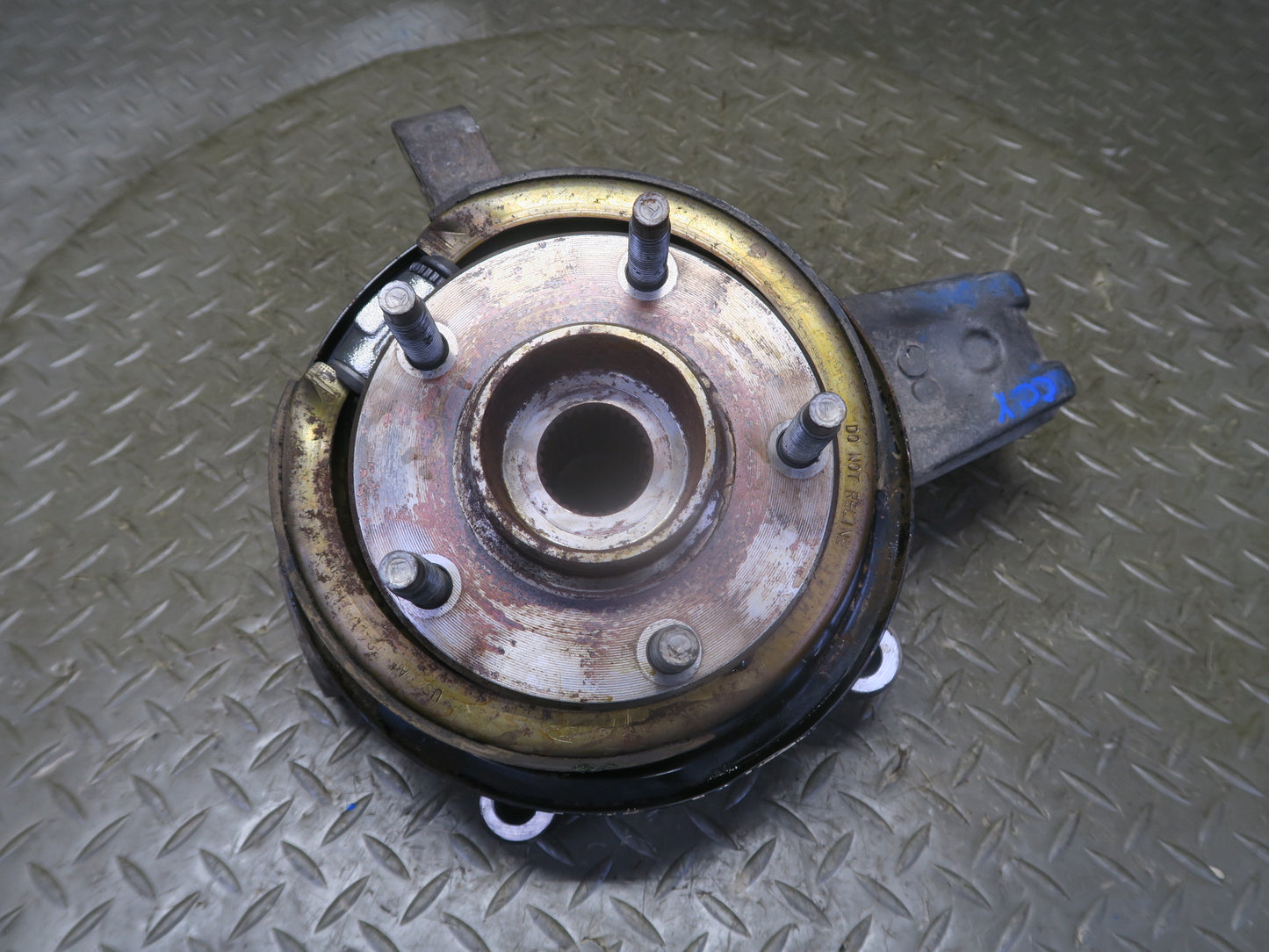 2004-2008 Cadillac XLR Rear Right Pass Side Spindle Knuckle Wheel Hub Bearing