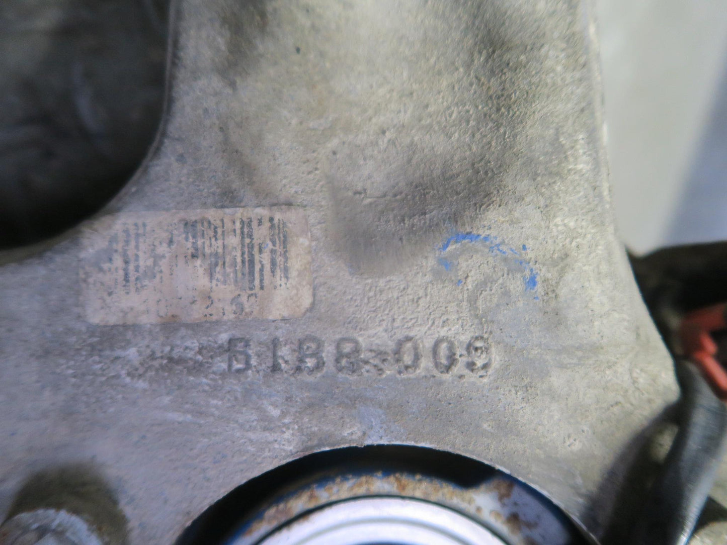 2004-2008 Cadillac XLR Rear Right Pass Side Spindle Knuckle Wheel Hub Bearing