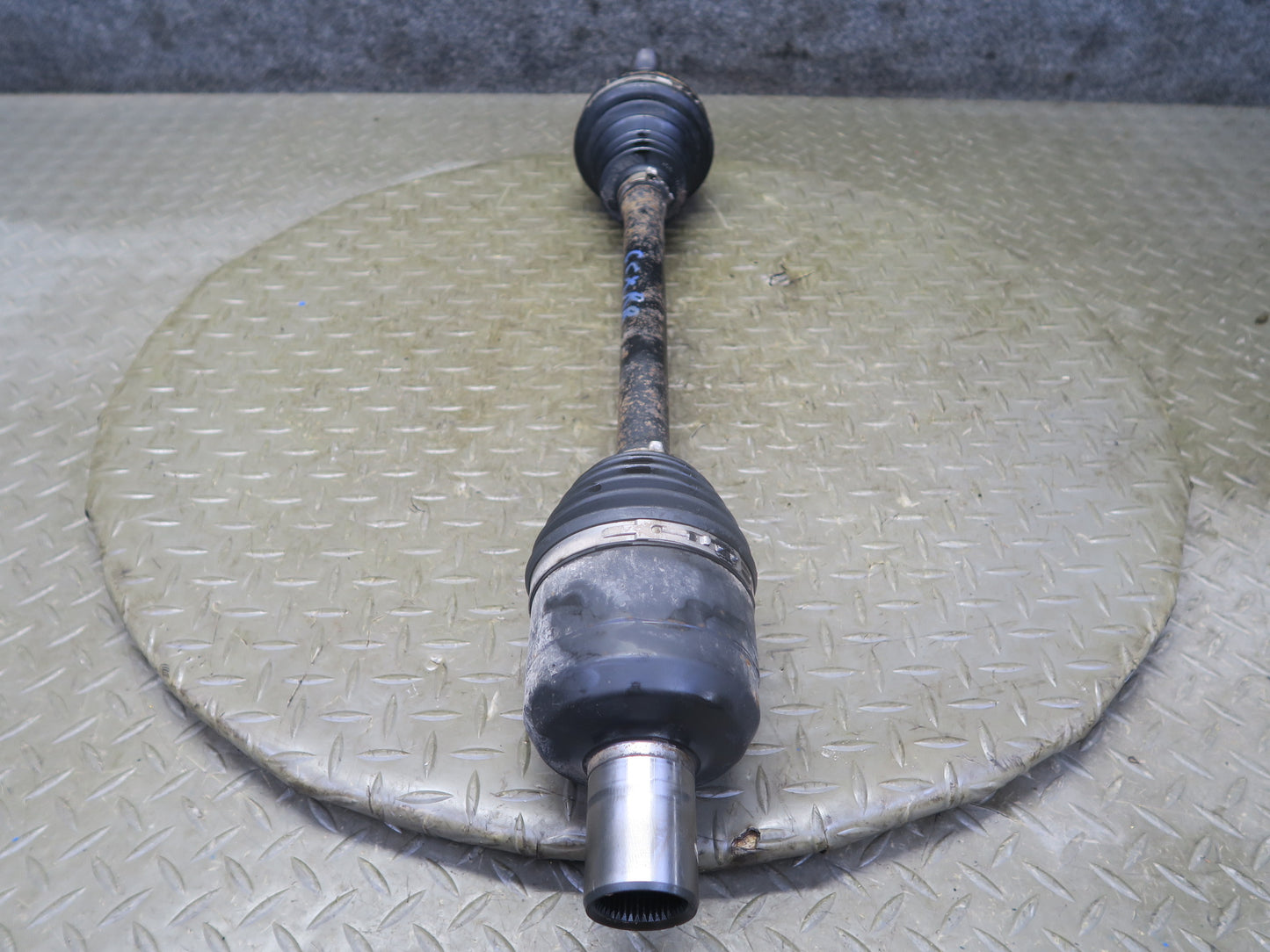 2004-2009 Cadillac XLR Rear Right Suspension Axle Shaft