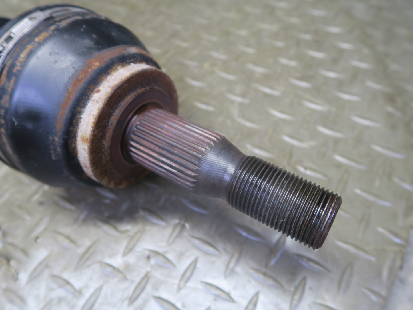 2004-2009 Cadillac XLR Rear Right Suspension Axle Shaft
