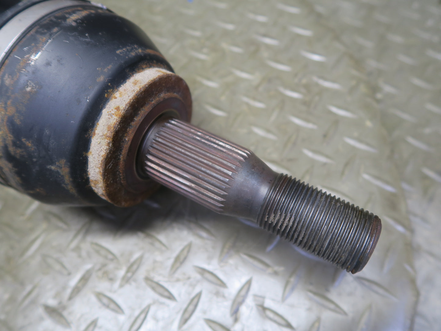 2004-2009 Cadillac XLR Rear Right Suspension Axle Shaft