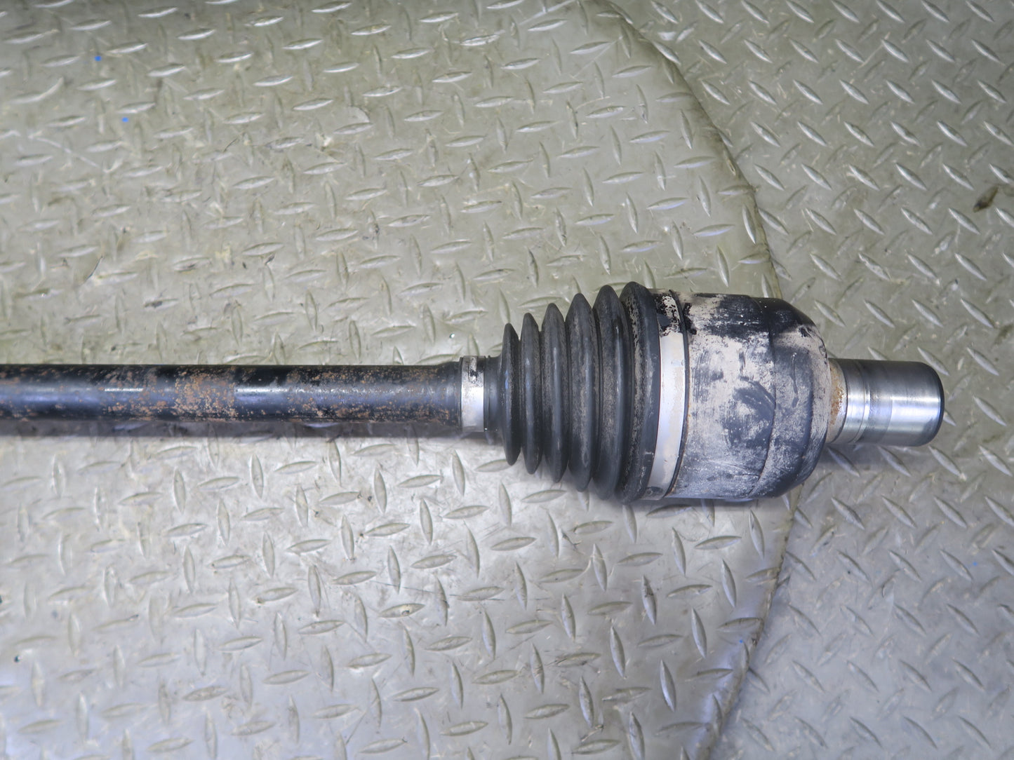 2004-2009 Cadillac XLR Rear Left Suspension Axle Shaft