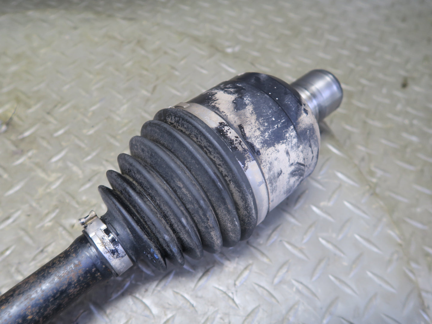 2004-2009 Cadillac XLR Rear Left Suspension Axle Shaft