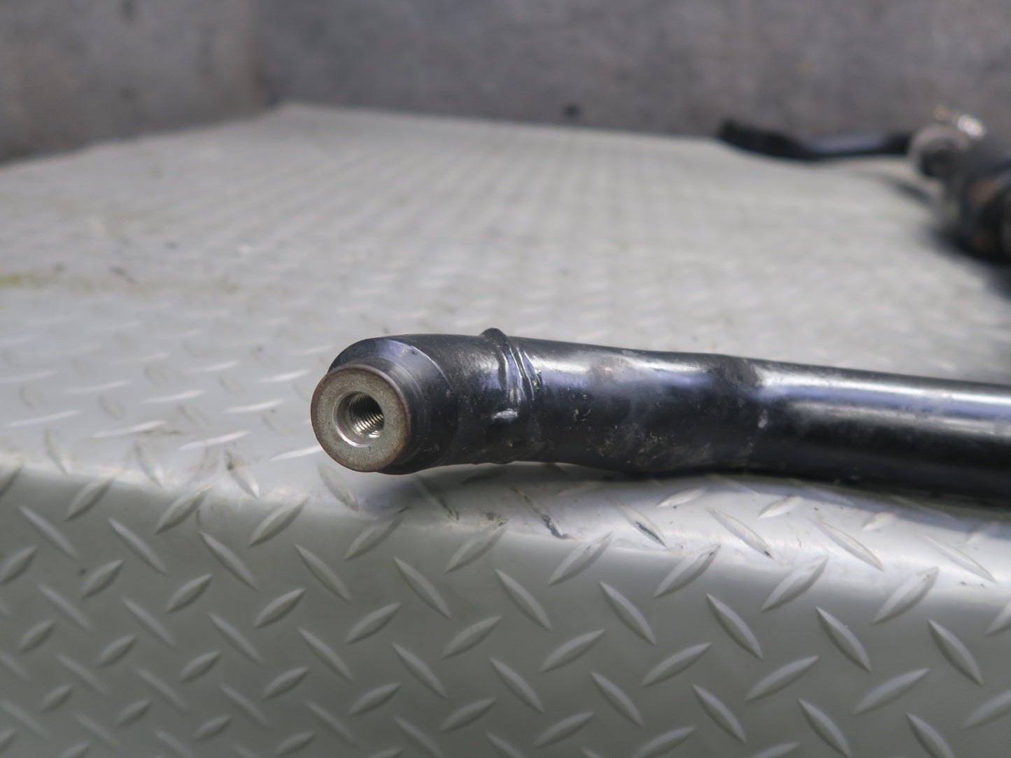 2011-2018 Porsche Cayenne 958 Front Active Stabilizer Sway Bar 7P5411305A