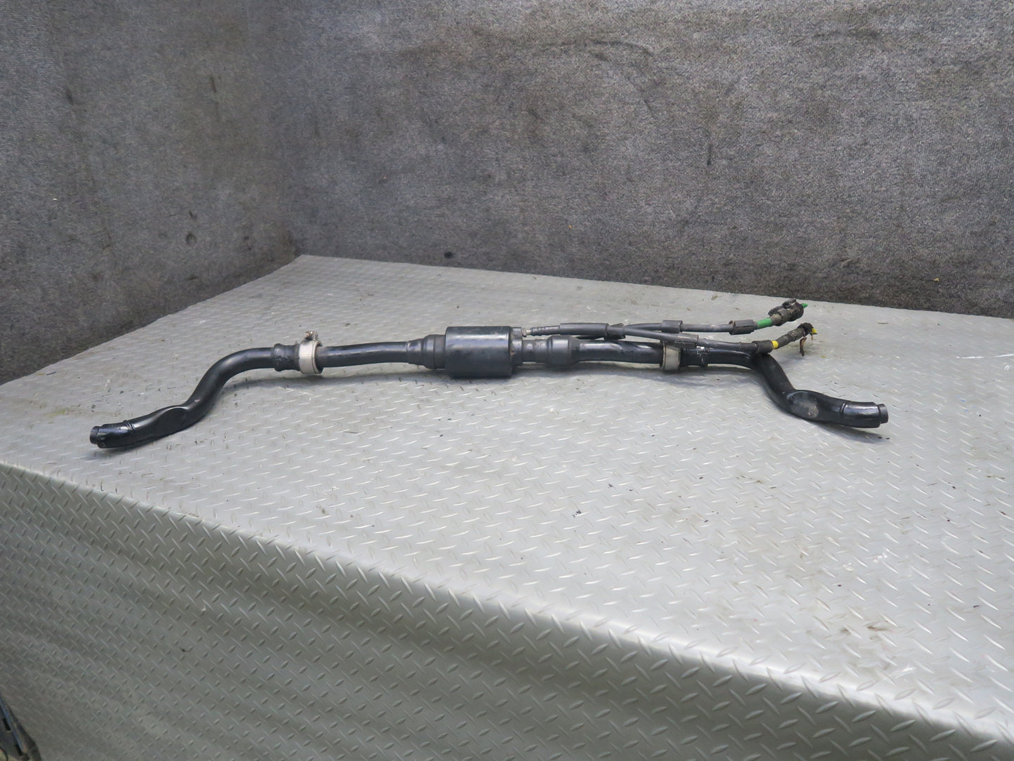 2011-2018 Porsche Cayenne 958 Front Active Stabilizer Sway Bar 7P5411305A