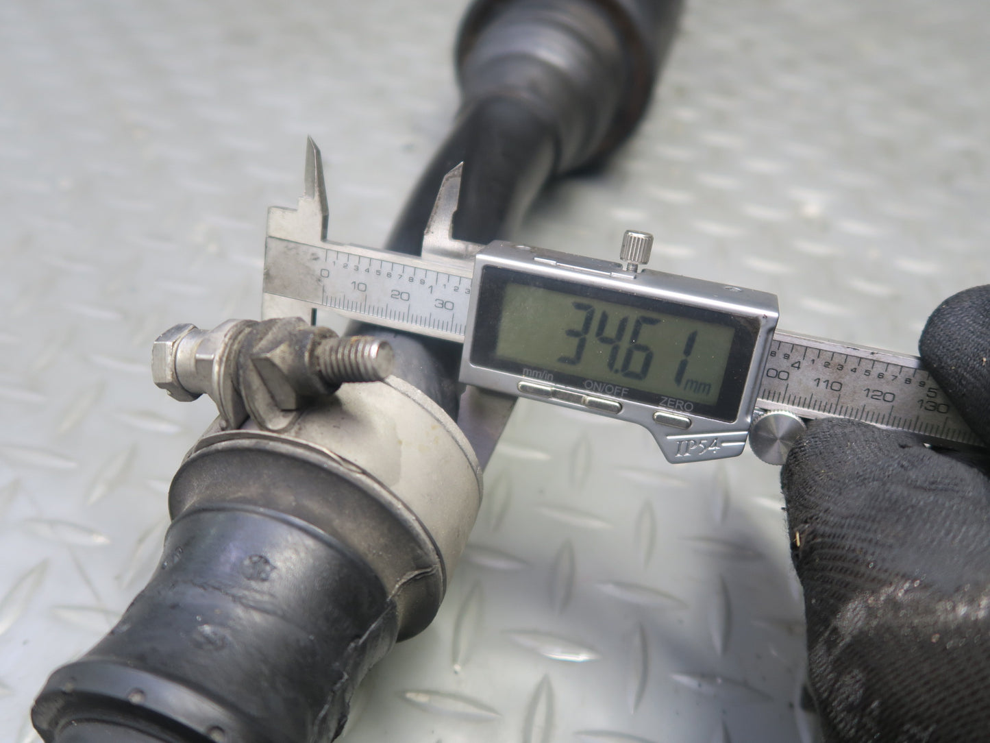 2011-2018 Porsche Cayenne 958 Front Active Stabilizer Sway Bar 7P5411305A