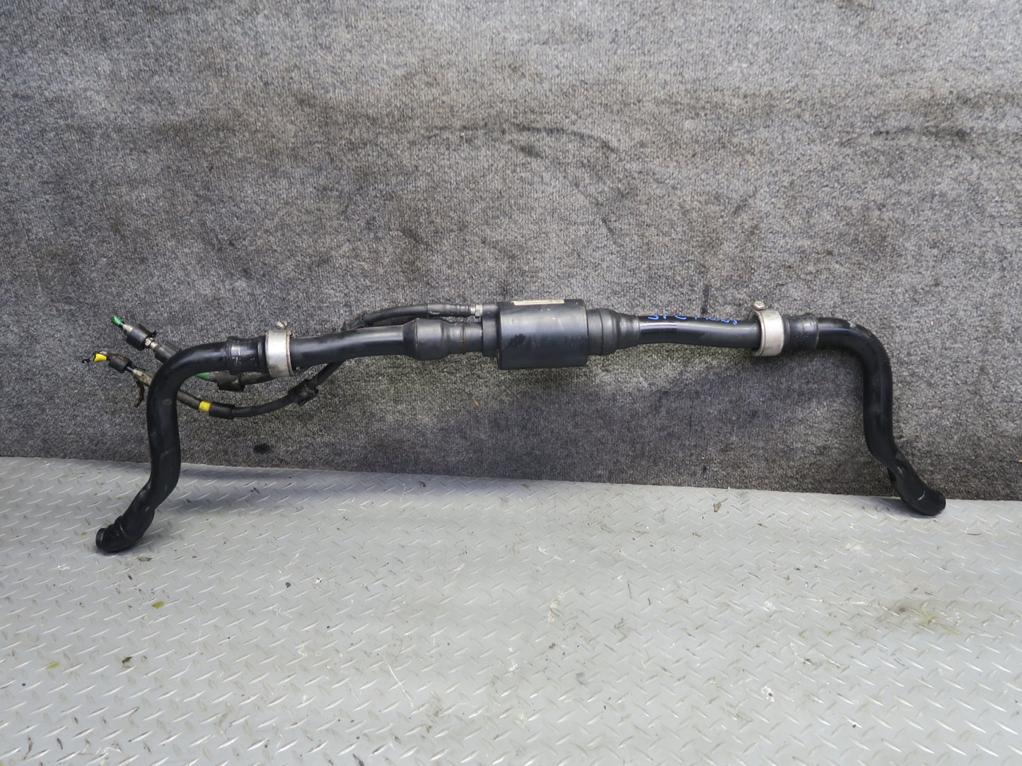 2011-2018 Porsche Cayenne 958 Front Active Stabilizer Sway Bar 7P5411305A
