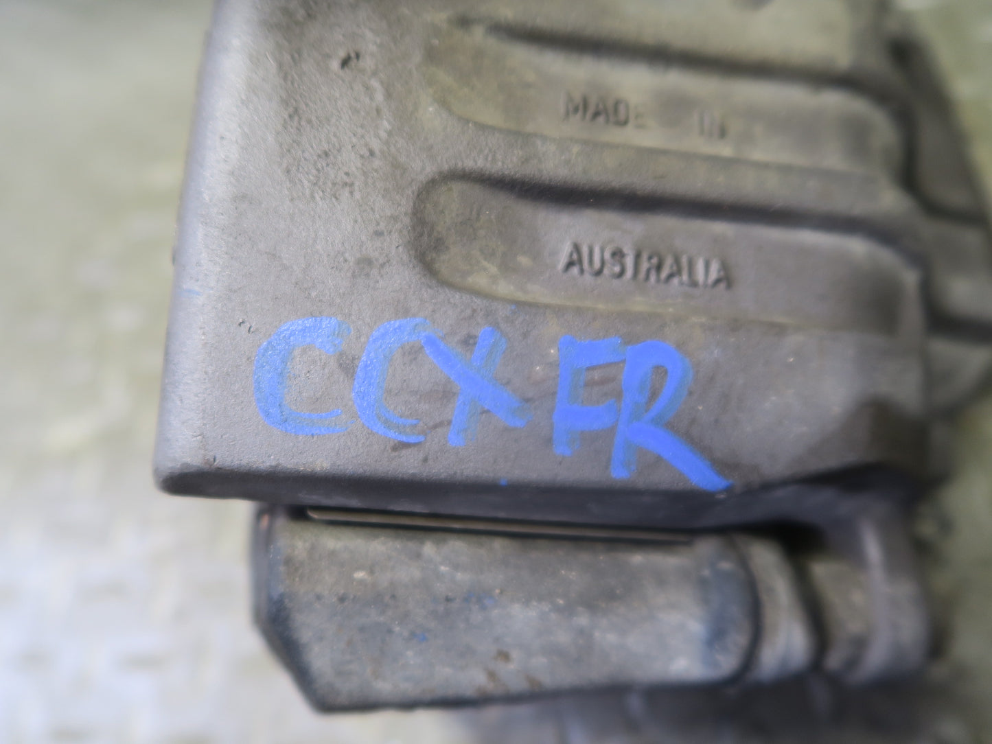 2004-2009 Cadillac XLR RWD Front Left & Right Side Brake Caliper Set of 2