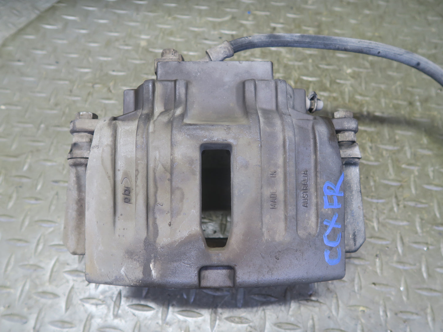 2004-2009 Cadillac XLR RWD Front Left & Right Side Brake Caliper Set of 2