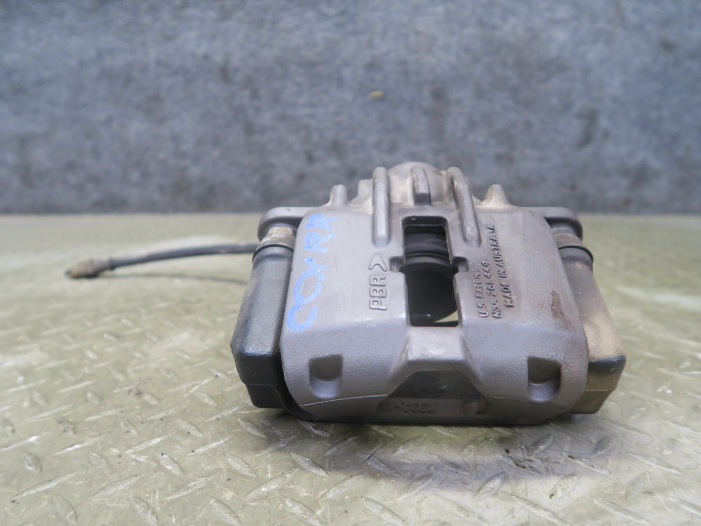 2004-2009 Cadillac XLR RWD Rear Left & Right Side Brake Caliper Set of 2