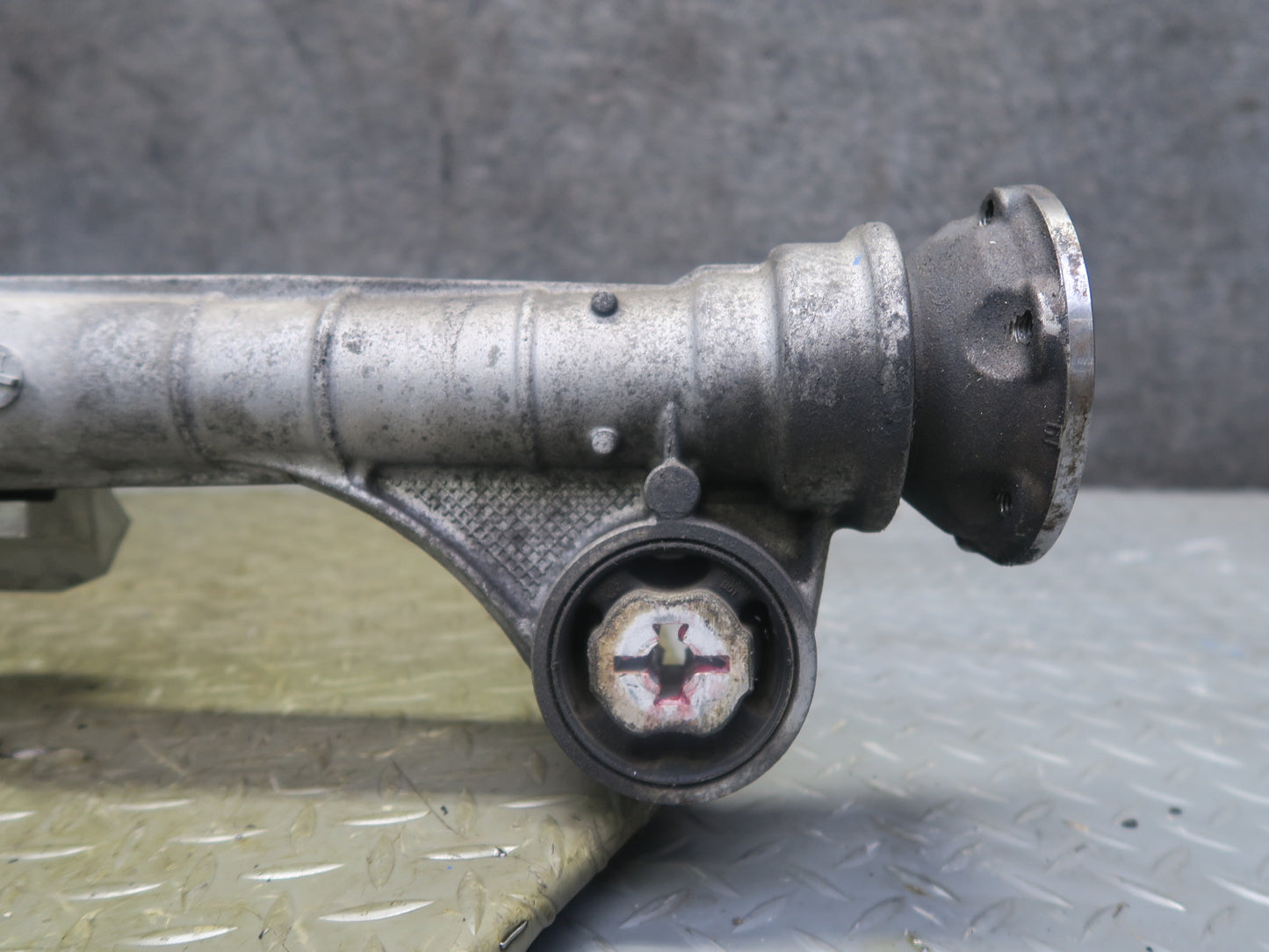 2011-2018 Porsche Cayenne 958 4.8L Turbo Front Differential Carrier 2.92 Ratio