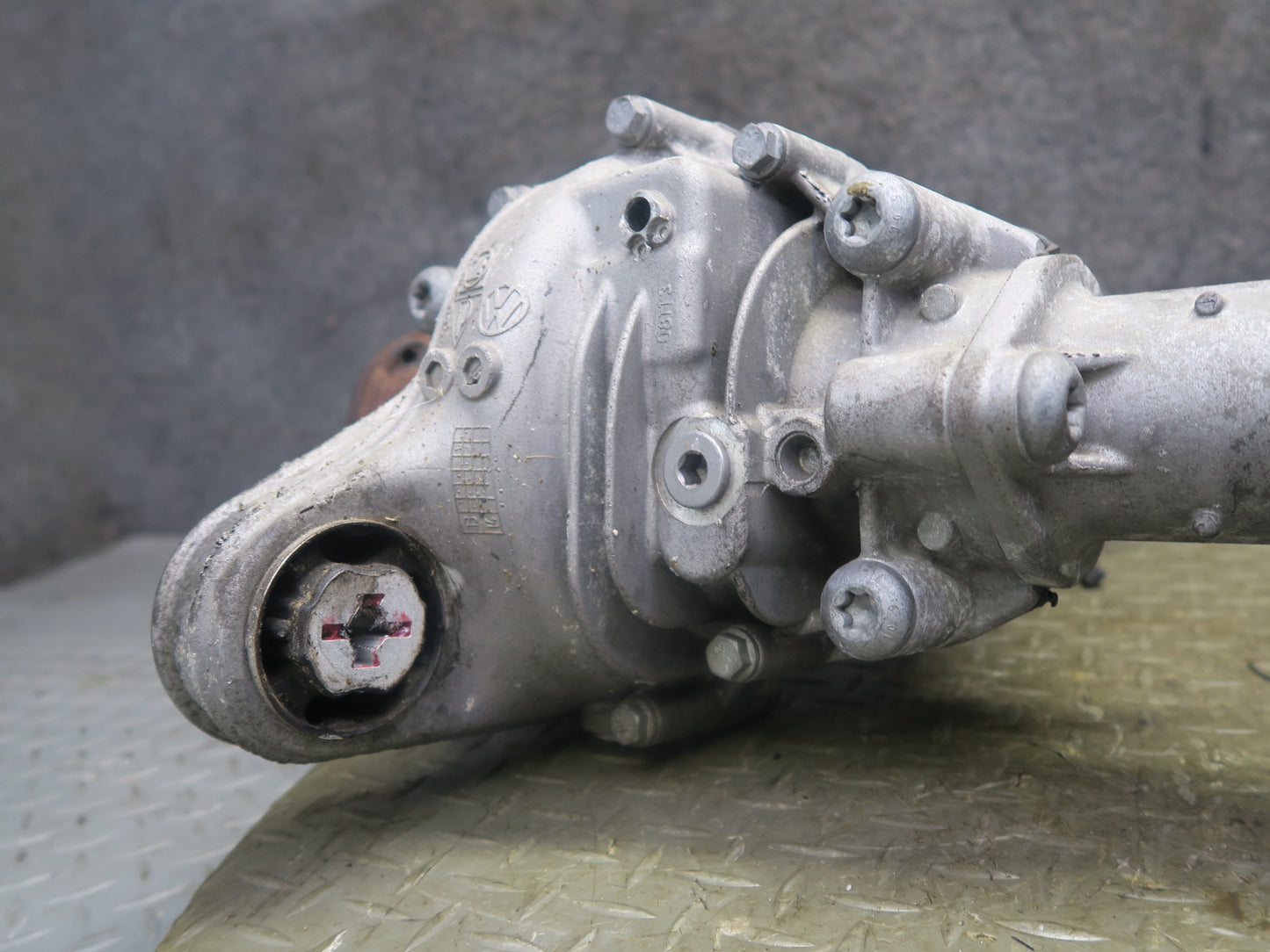 2011-2018 Porsche Cayenne 958 4.8L Turbo Front Differential Carrier 2.92 Ratio
