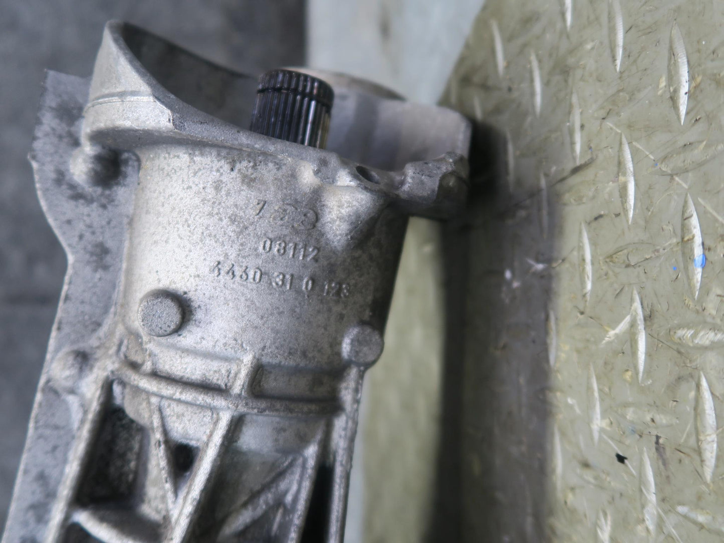 2011-2018 Porsche Cayenne 958 4.8L Turbo Front Differential Carrier 2.92 Ratio