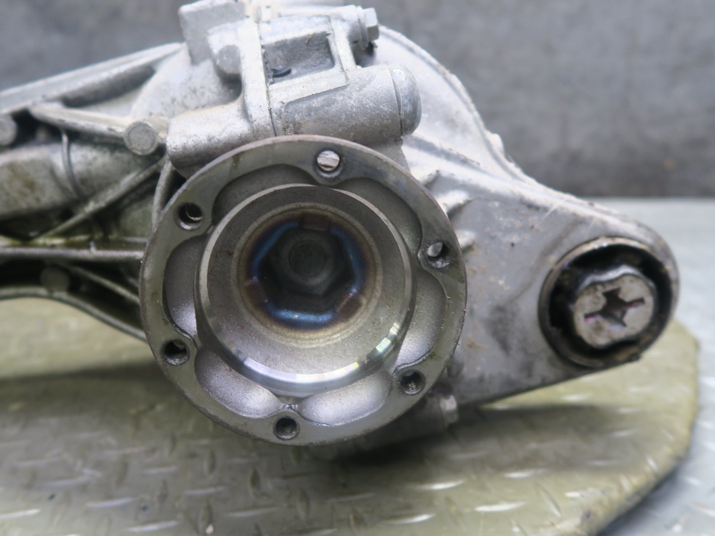 2011-2018 Porsche Cayenne 958 4.8L Turbo Front Differential Carrier 2.92 Ratio