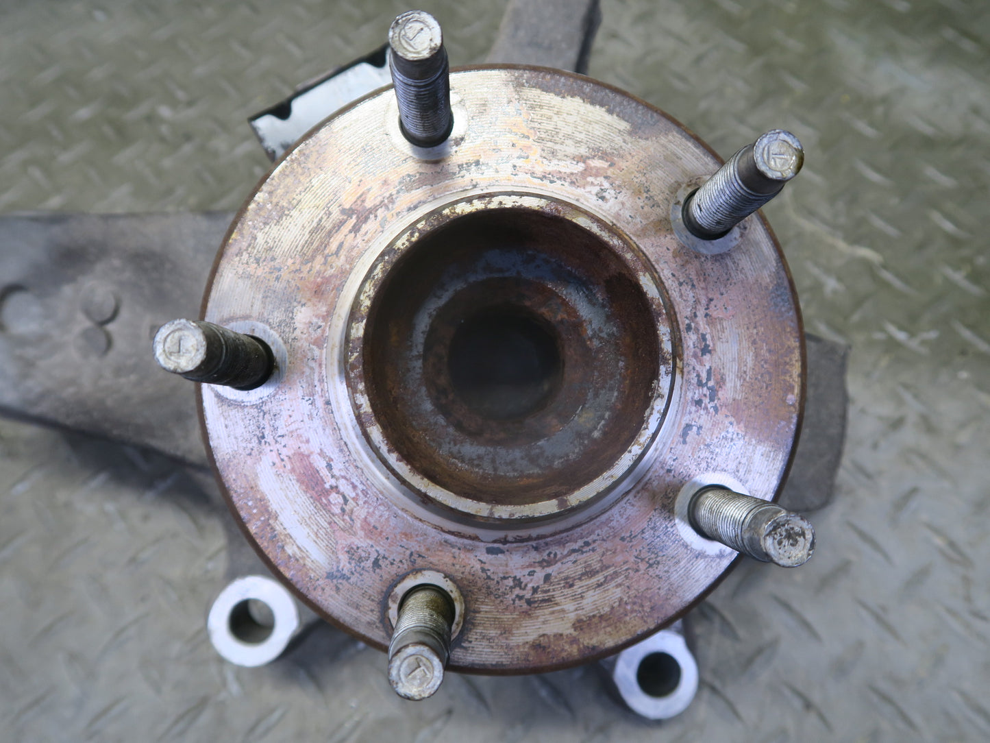 2004-2008 Cadillac XLR Front Right Pass Side Spindle Knuckle Wheel Hub Bearing